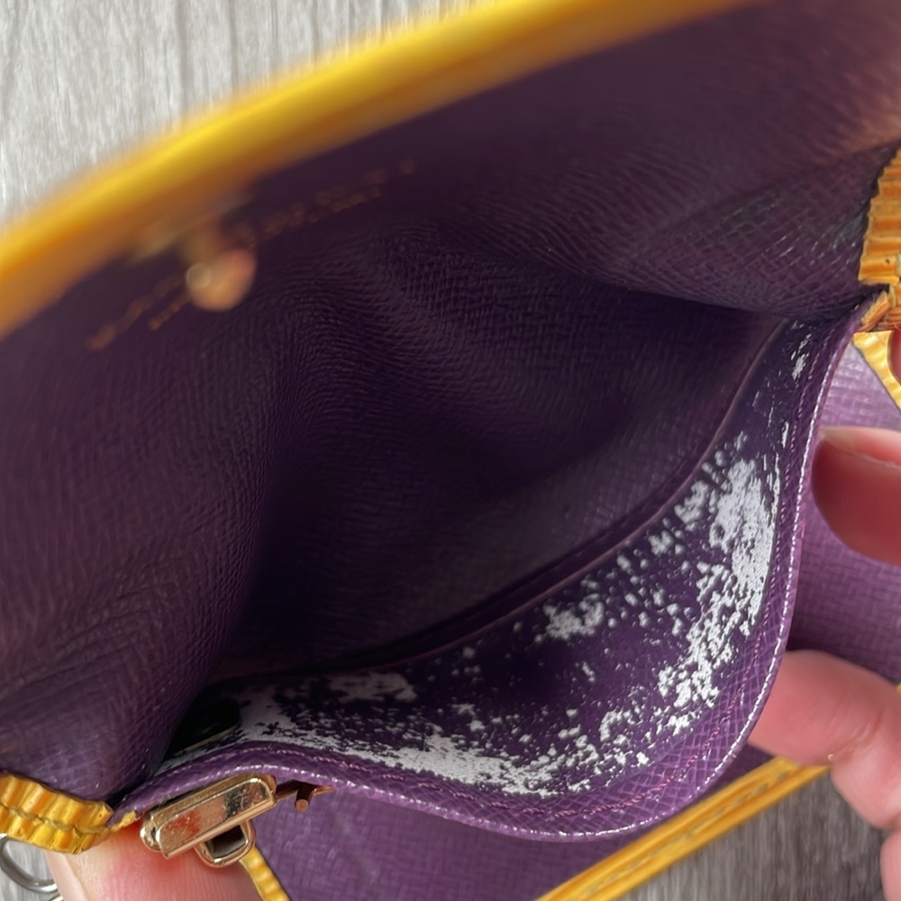 Louis Vuitton Key Wallet - Picture 9 of 10